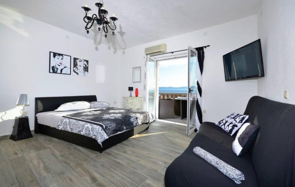 Villa Rozy Drasnice Bagian luar foto