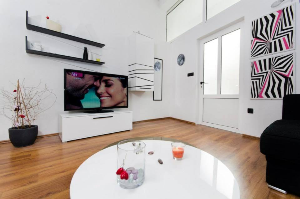 Villa Rozy Drasnice Bagian luar foto