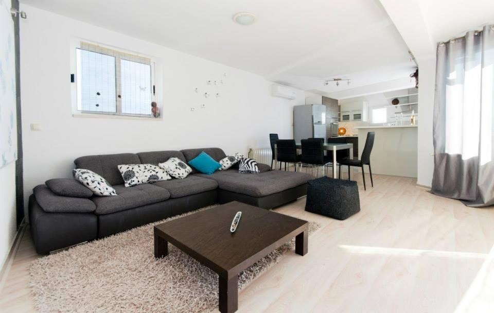 Villa Rozy Drasnice Bagian luar foto